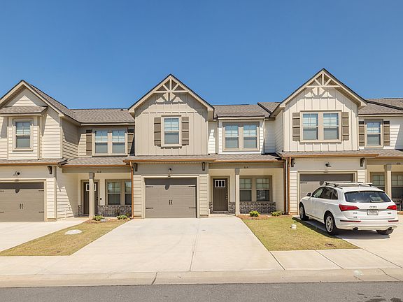 2nd image of 614 Hope Street