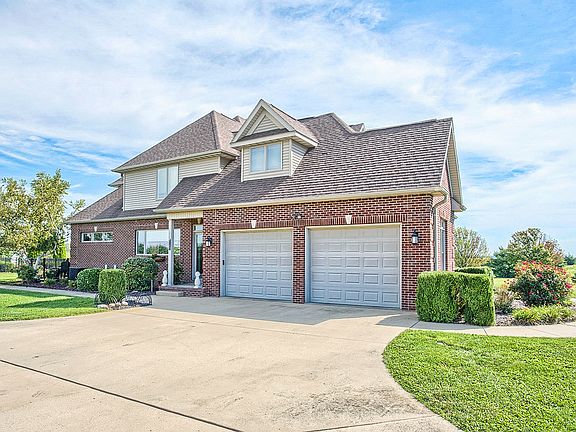 4th image of 1206 E County Road 800n