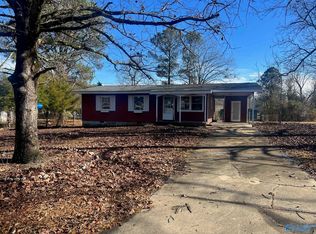 9 Pineview Ct, Centre, AL