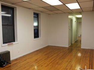 4038 82nd St APT 1A, Elmhurst, NY 11373