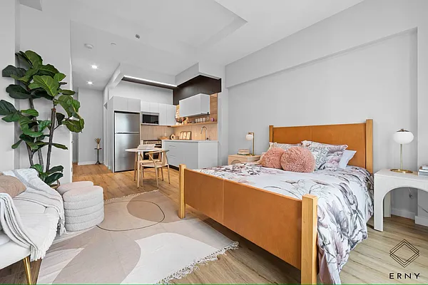 Rented by ERNY LLC | media 1