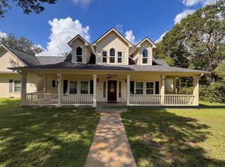 1211 Sommy Ln, Bellville, TX 77418