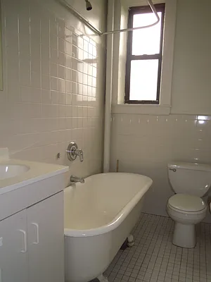 Rented by Metropolitan Equities | media 28