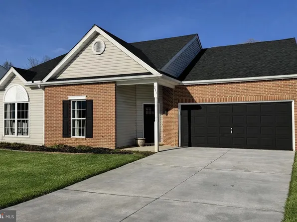 211 Northdown Dr, Dover, DE 19904