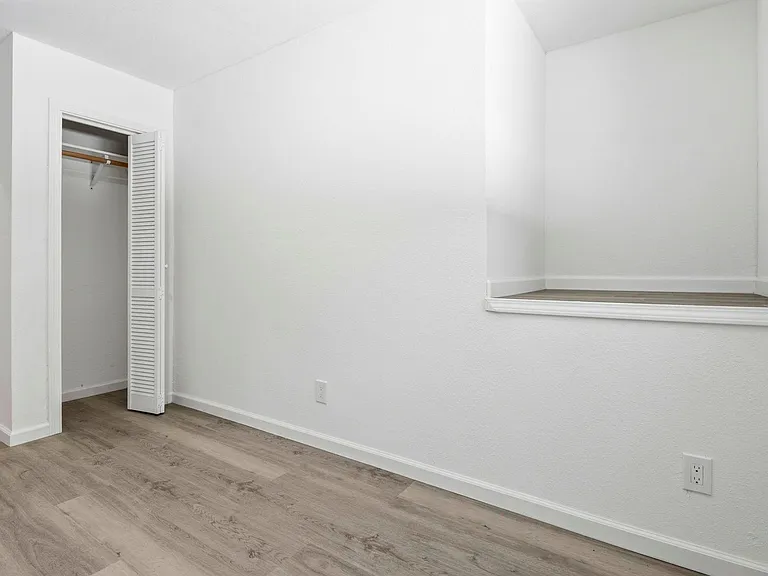 2836 Kilkare Rd — Photo 25