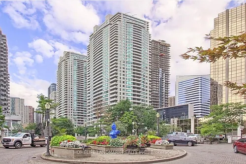 23 Hollywood Ave #711 Photo 1