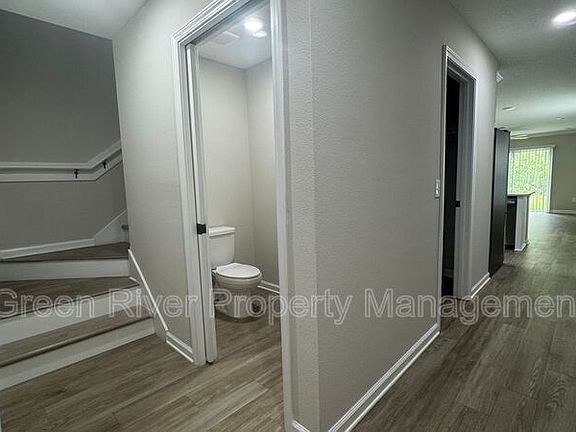 3rd image of 2628 Kohn Rd