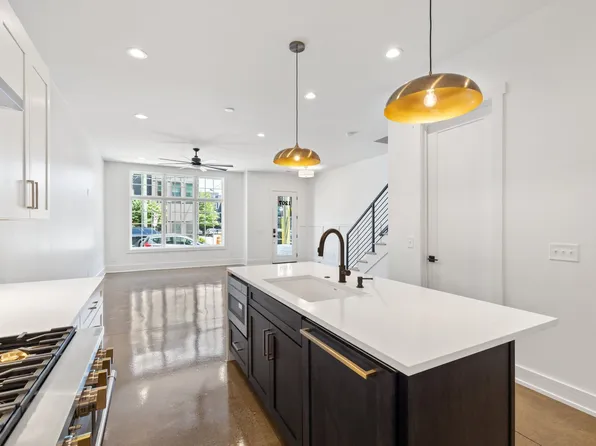 1207 6th Ave N, Nashville, TN 37208