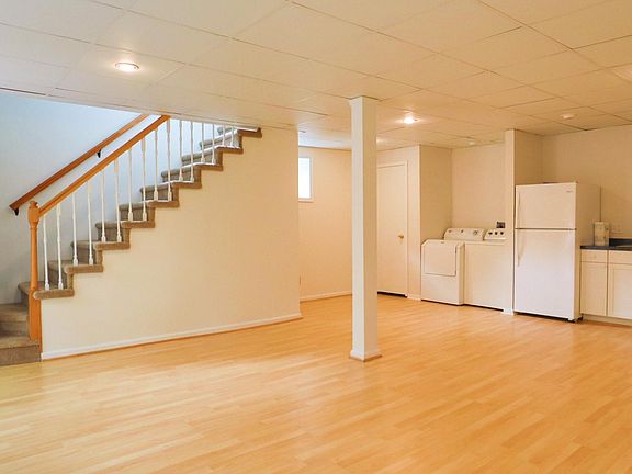 4th image of 115B Hillside Dr NE #115B
