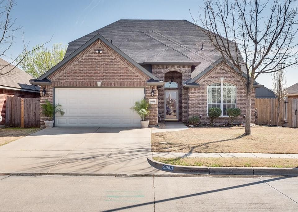 1st image of 9040 Riverfalls Dr