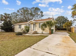 1206 30th St W, Bradenton, FL 34205