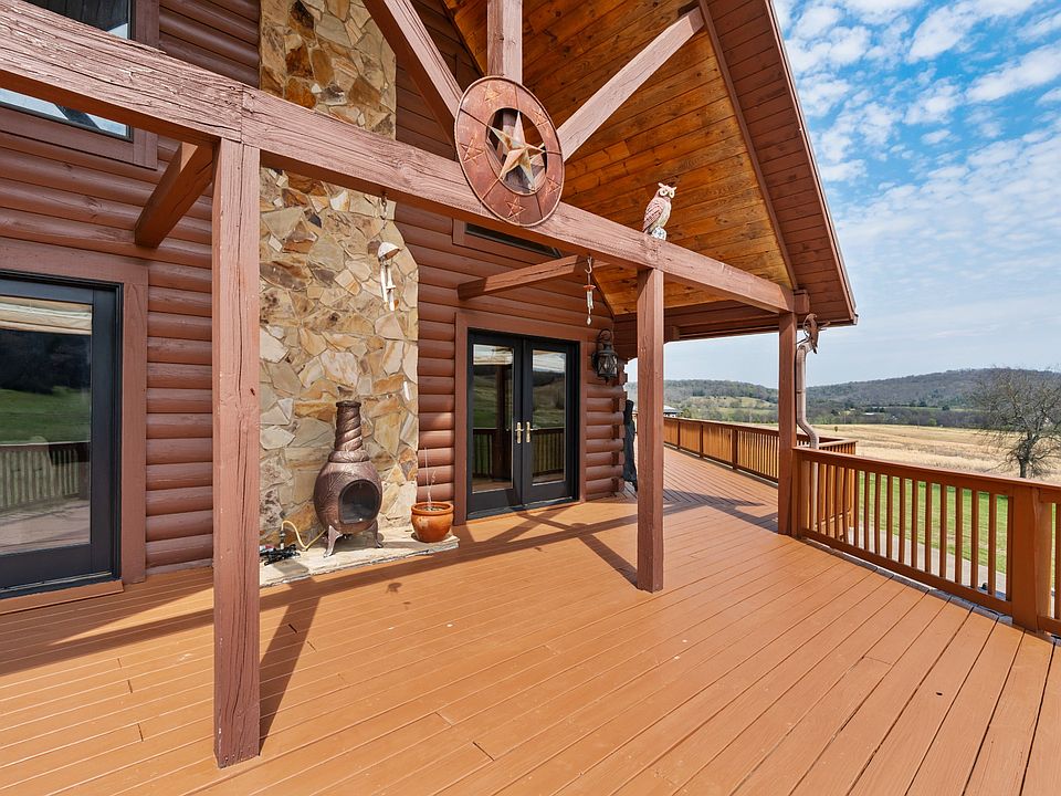 52nd image of 2063 Kennedy Creek Rd
