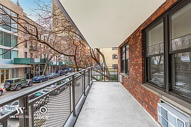 Sold by Coldwell Banker Warburg