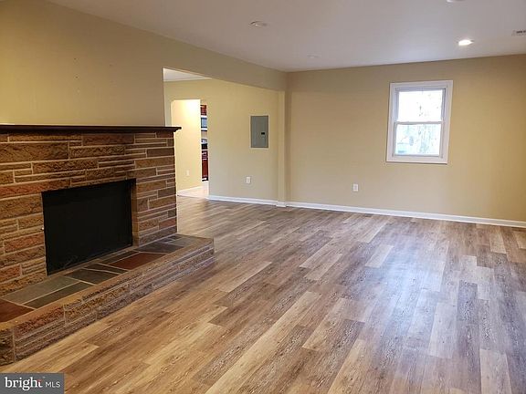 2nd image of 146 Lilac St