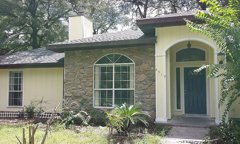 1st image of 4919 NW 31st Pl