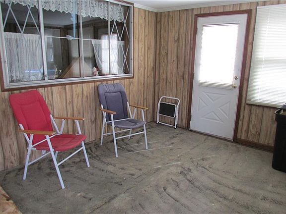 4th image of 1008 Fairlane Dr