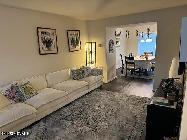 35 N Oakwood Ln — Photo 3
