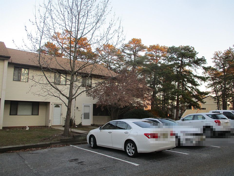 2nd image of 2805 Forsythia Ct
