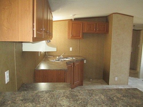 5th image of 207 McQueen Lane