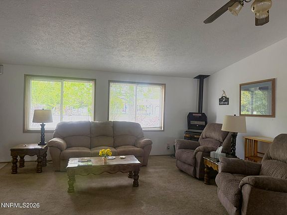 4th image of 17465 Fantail St