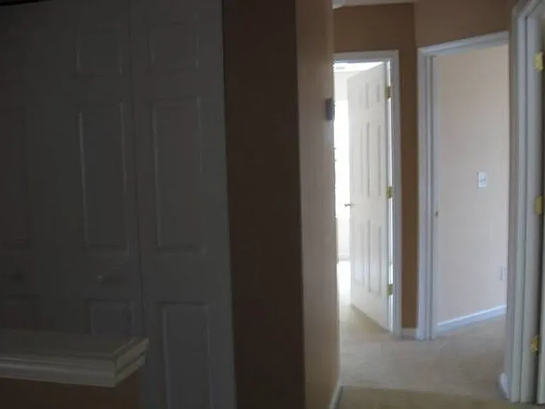 392 Eagle Pointe Dr — Photo 8