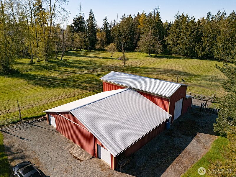 3rd image of 13872 Trumpeter Lane