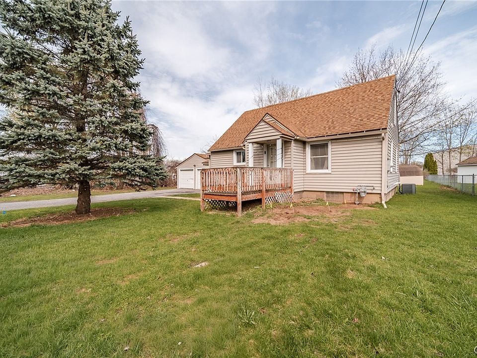 1st image of 118 Oak Dr