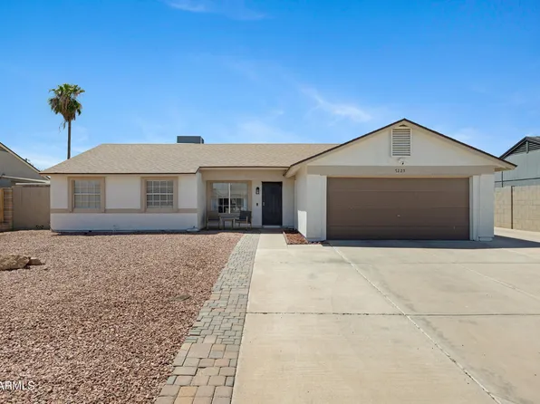 7225 W CANTERBURY Drive, Peoria, AZ 85345