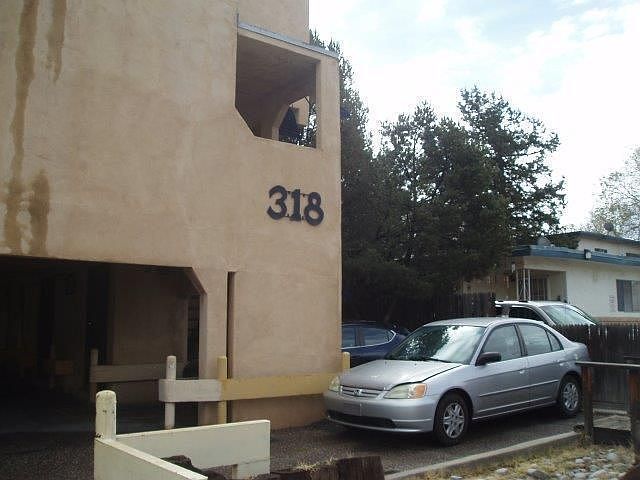 1st image of 318 La Veta Dr NE #1