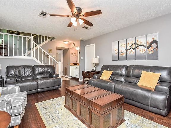 5th image of 8410 Pine Falls Dr