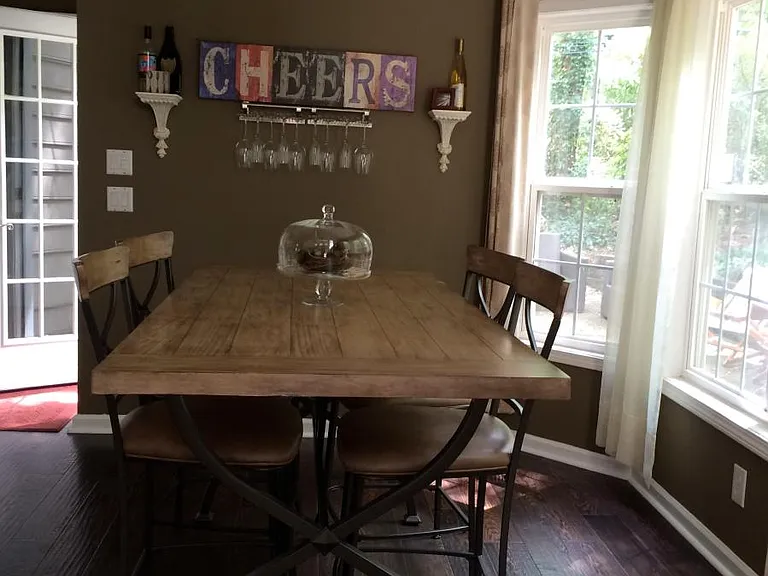 305 Bloomfield Ct — Photo 4
