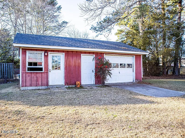 3545 State Highway 42 W — Photo 27