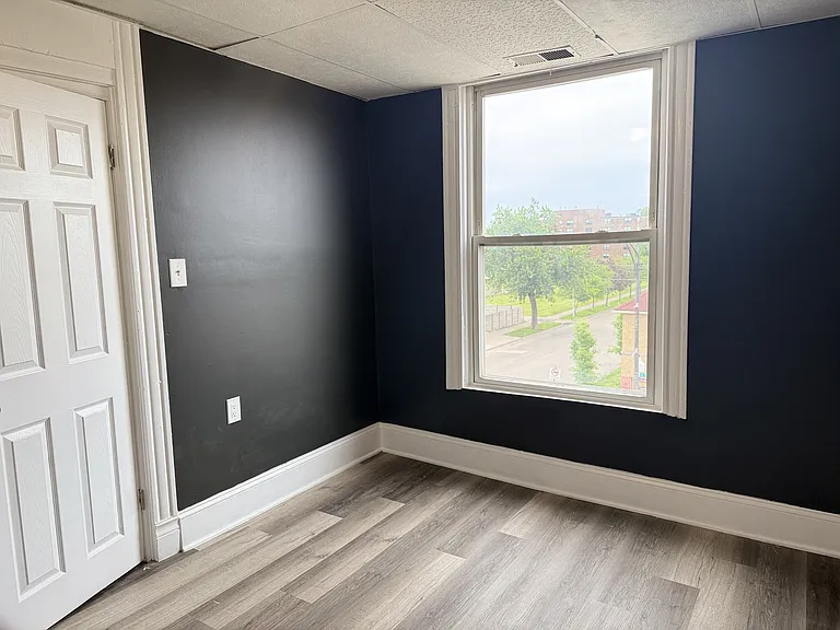 7450 S Maryland Ave #3S — Photo 16