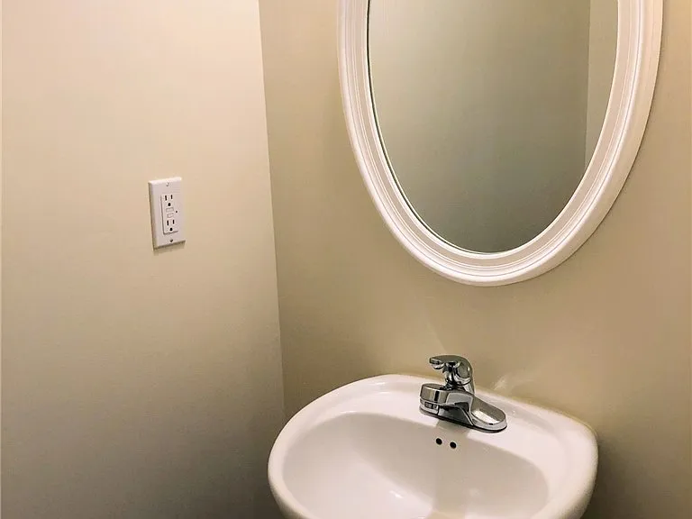 127 Red Maple Dr — Photo 8
