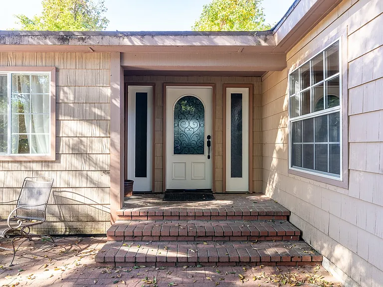 2021 Orchard Ln #A — Photo 2