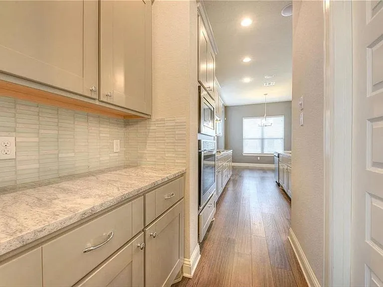 203 Ancient Oak Way — Photo 8