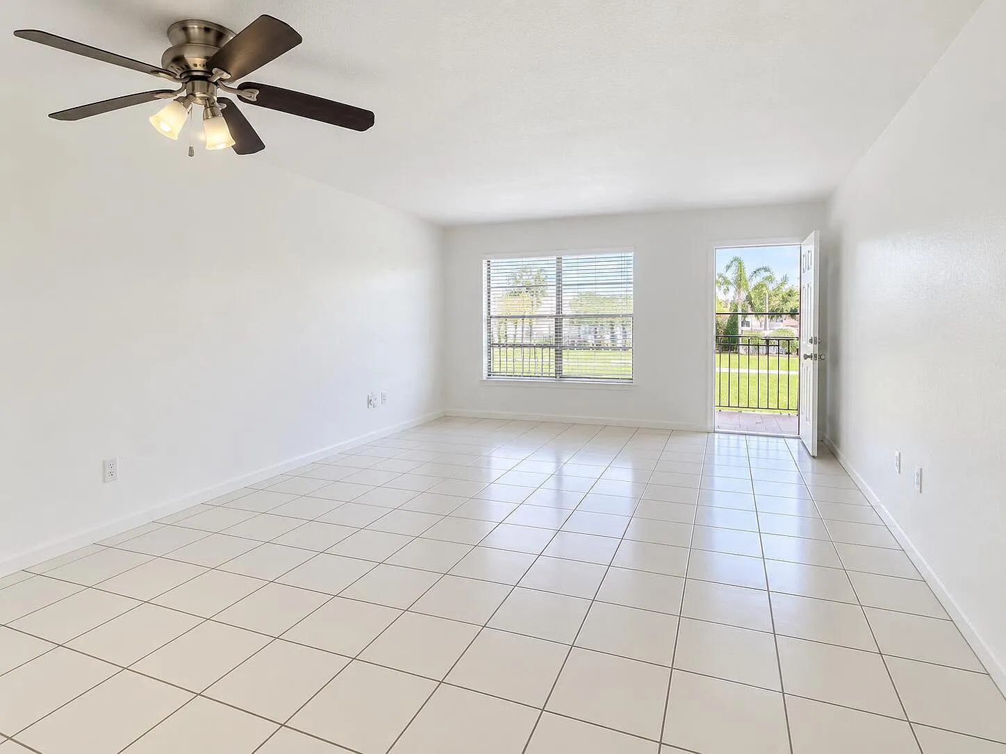 Studio, 1.0 bath, 440 sqft, $1,150 — Photo 1
