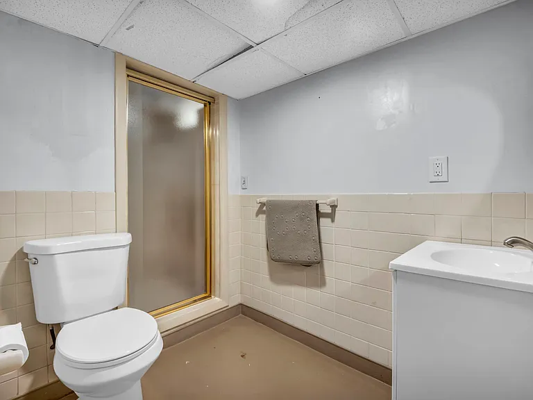 Basement Full Bath