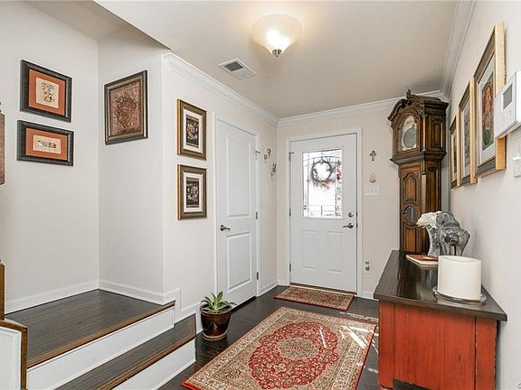 3rd image of 1902 Poplar Bud Way