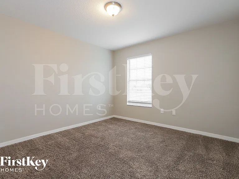 1342 Impatiens Ct — Photo 14