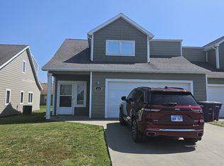 713 Walters Dr, Manhattan, KS 66502