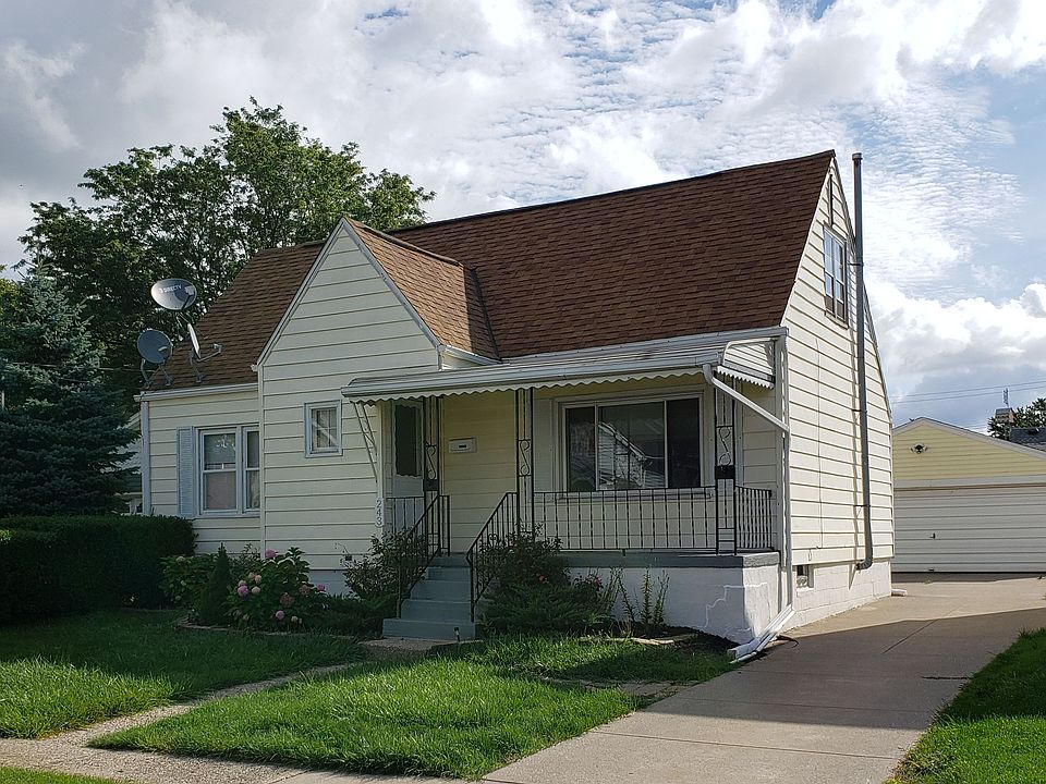 1st image of 243 Halstead Ave