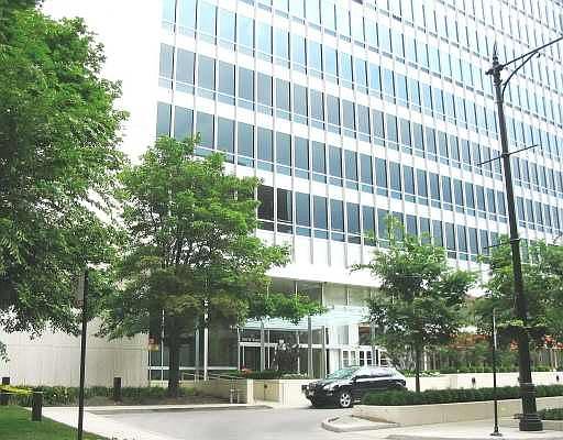 1st image of 500 W Superior St Unit 1813