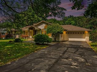 1926 Greenbriar Dr, Portage, MI 49024