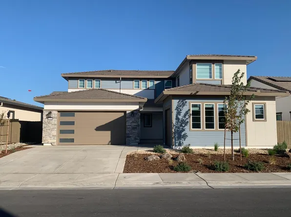9051 Csuri St, Elk Grove, CA 95624