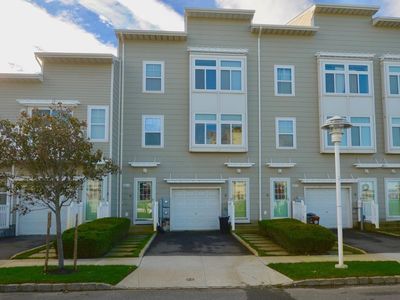 6613 Surf Ave, Arverne, NY, 11692