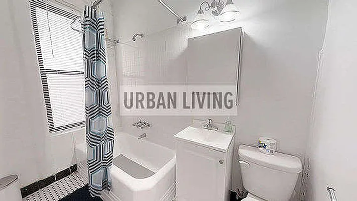 Rented by Urban Living | media 12