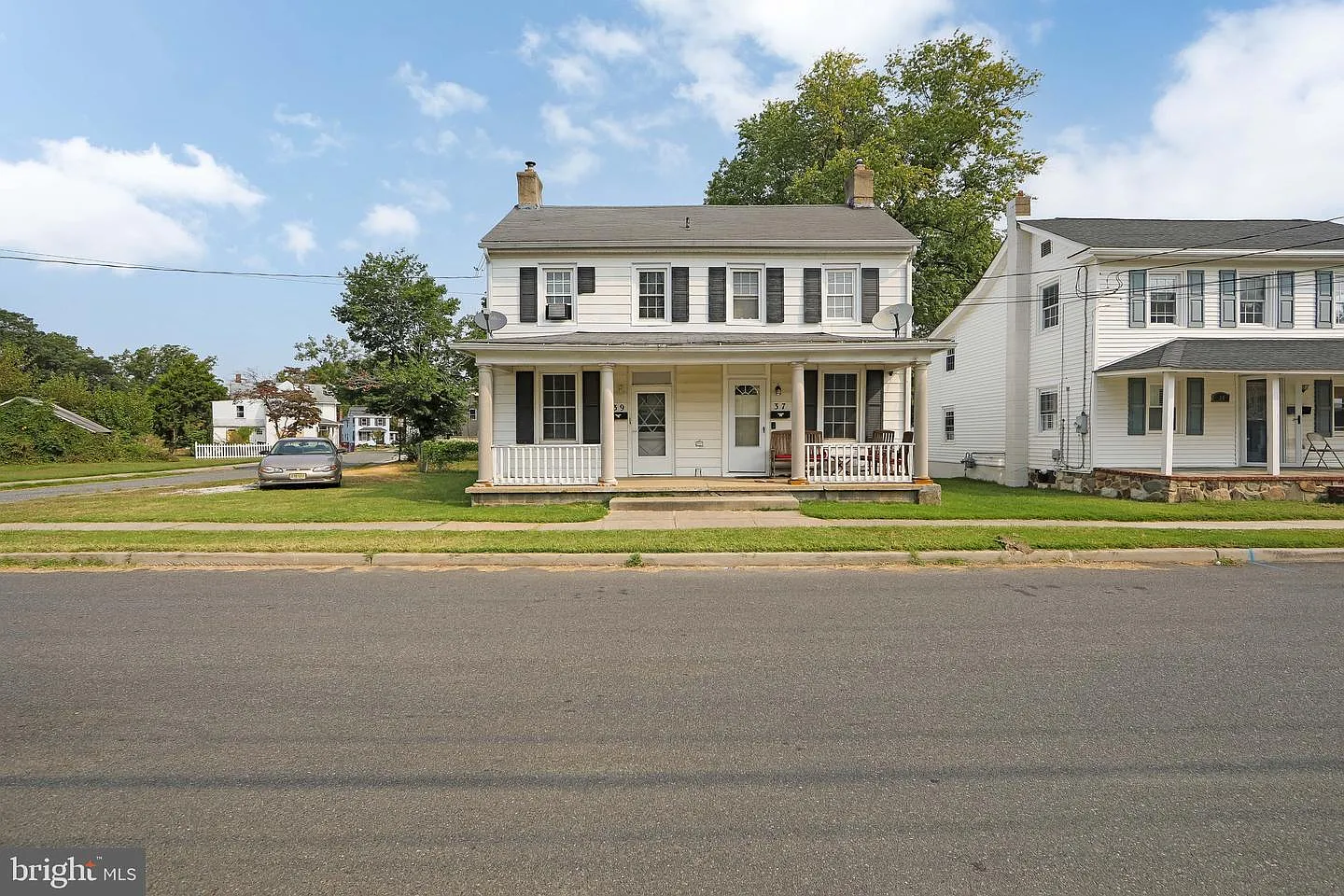 37 Green St photo 1