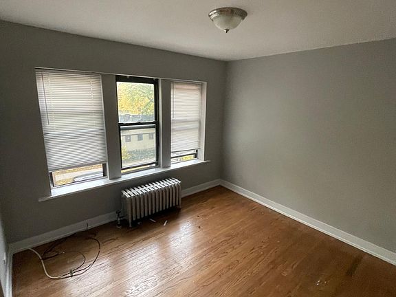 4th image of 7317 S East End Ave APT 2E