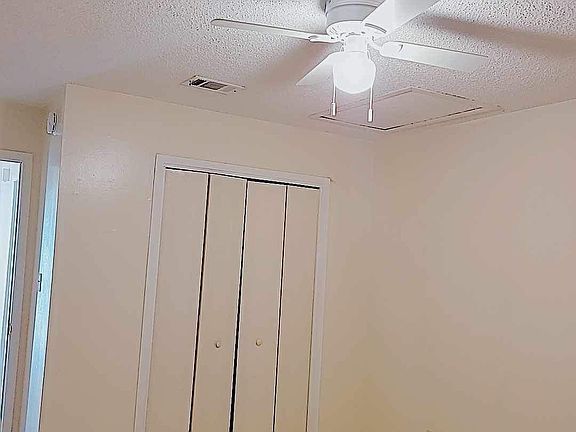 2nd image of 559B S 61st Ave